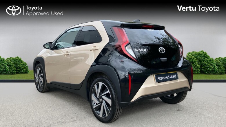 Toyota Aygo X 1.0 VVT-i Edge 5dr Auto Petrol Hatchback